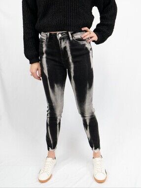 VERVET BY FLYING MONKEY Blk/Wht Acid-Wash Skinny Jeans Raw Hem. Size 25 NWT